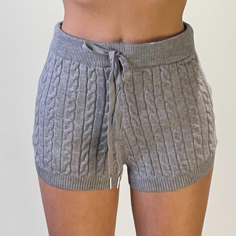 Grey Cable Knit Shorts L